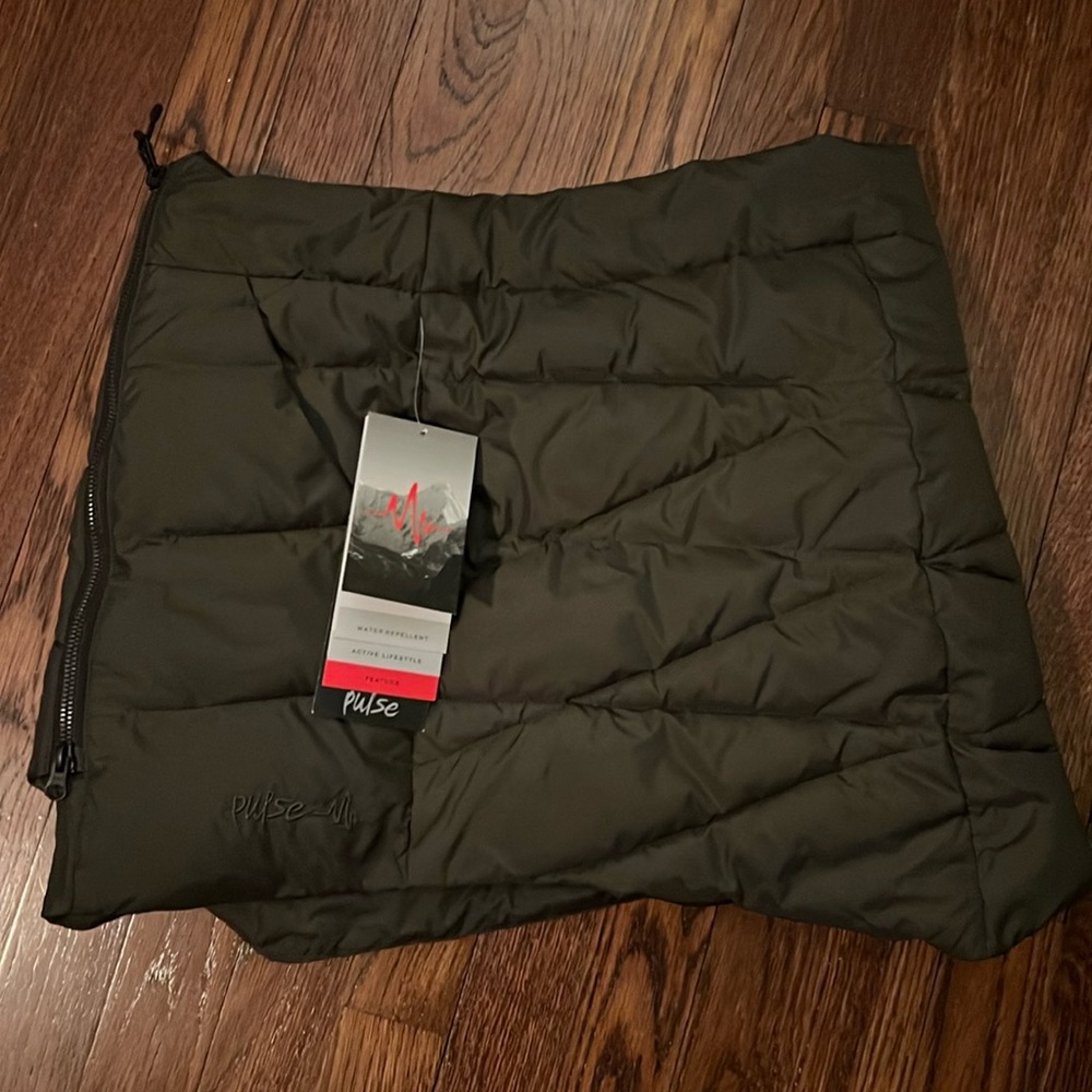 NWT Pulse Down Skirt